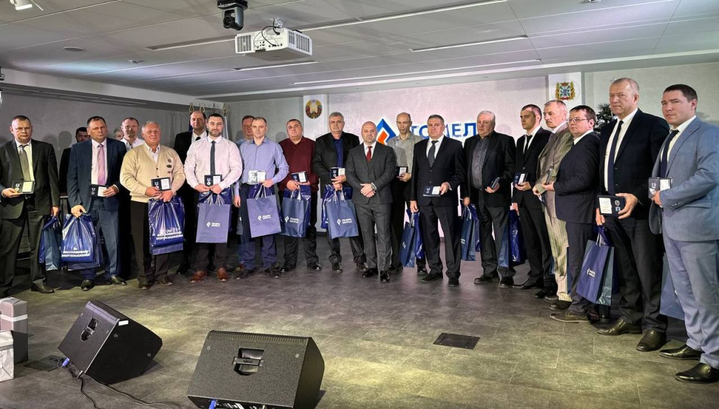 Знаки энергетиков.jpg